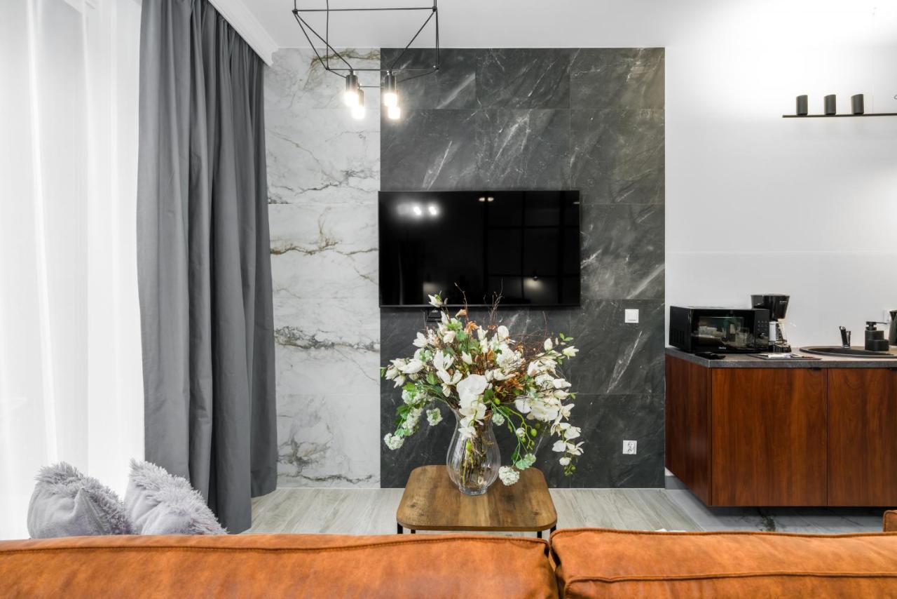 Chwaliszewo By Renters Apartament *
