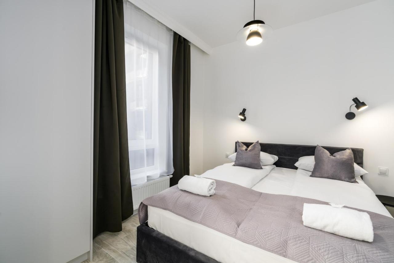 Chwaliszewo By Renters Apartament *